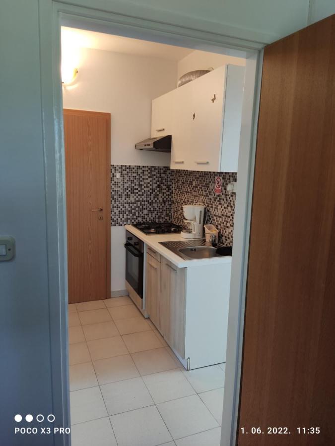 Apartmani Bruna Bilice Vrulje  Exterior foto